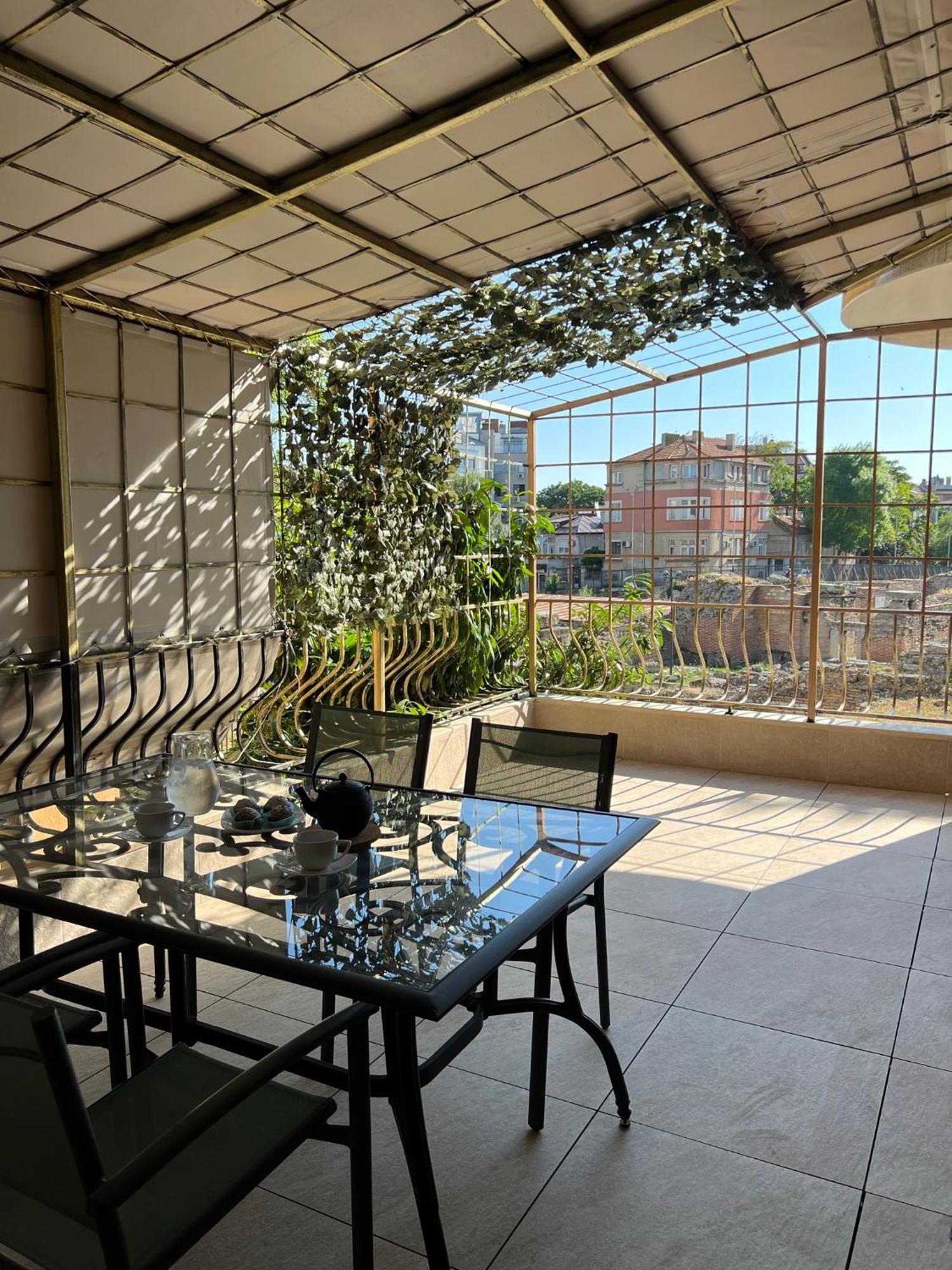 Roman Thermae 2Bdrm Sunny Apartment Varna Eksteriør billede